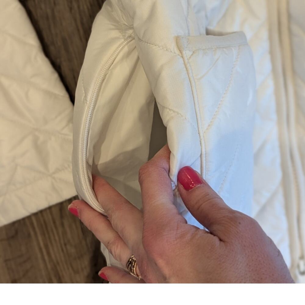 ATHLETA Mendocino Quilted Puffer Coat Magnolia White Midi Length Womens Medium M - Picture 9 of 10